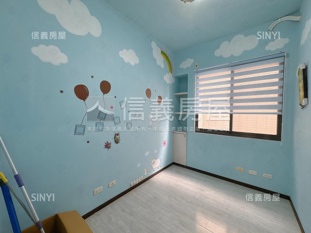 北屯河岸美景三房車位房屋室內格局與周邊環境