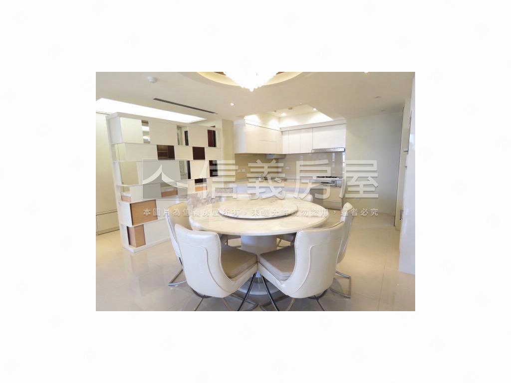 富貴百代校園美景房屋室內格局與周邊環境