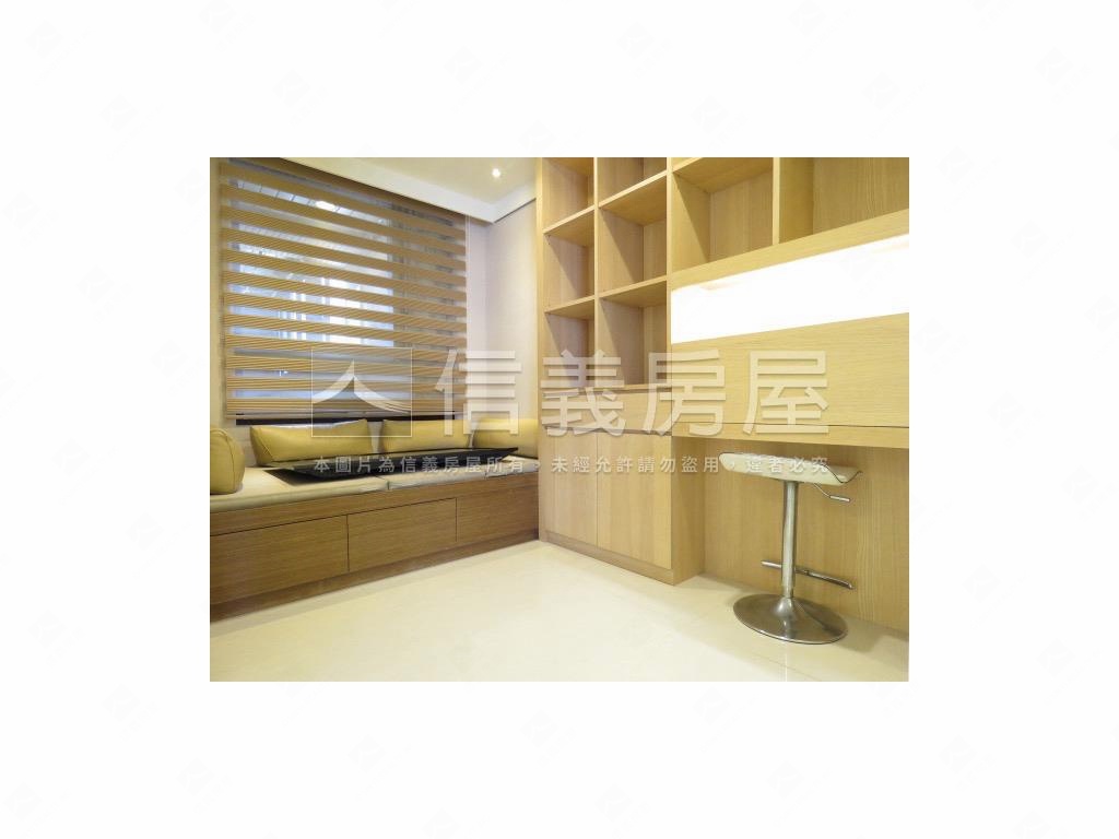 富貴百代校園美景房屋室內格局與周邊環境