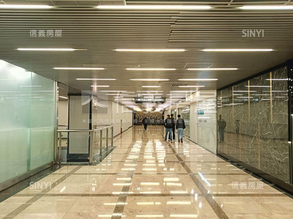 汐止東科收租辦公車位房屋室內格局與周邊環境