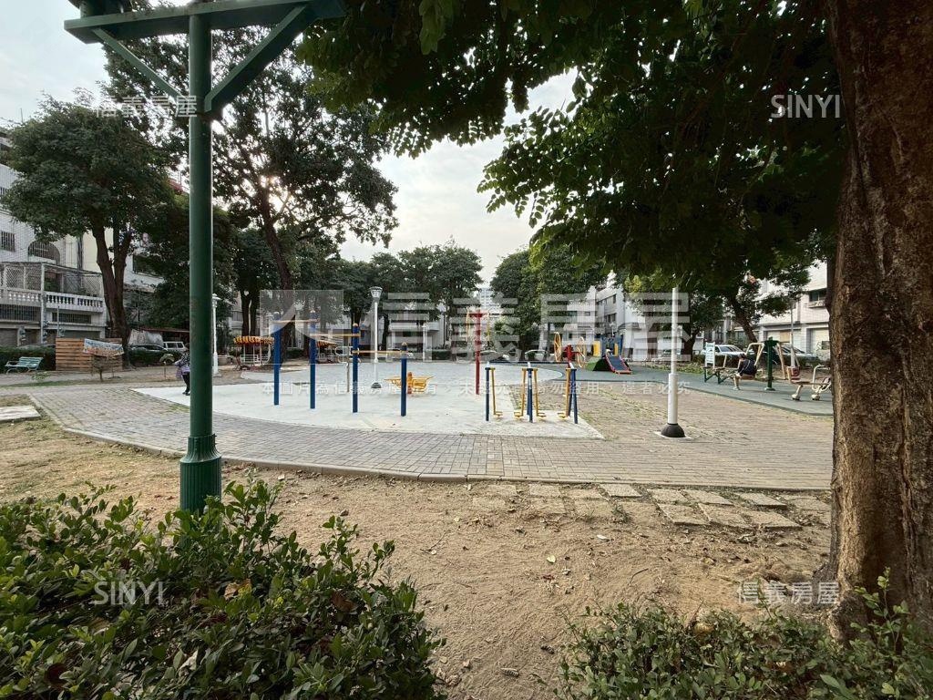 近復興國小溫馨公園店住房屋室內格局與周邊環境