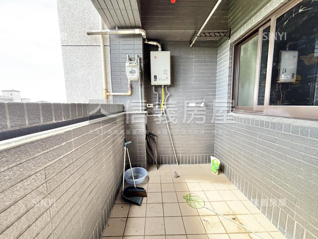 近學校小資兩房房屋室內格局與周邊環境