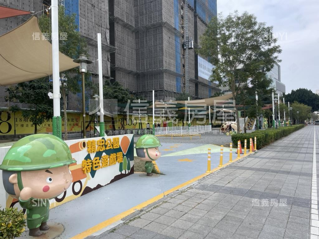 艾美幸運邊間兩房平車房屋室內格局與周邊環境