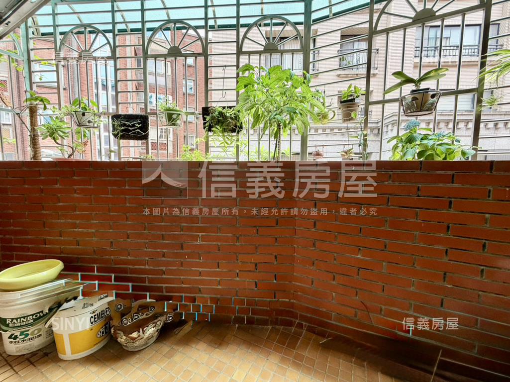 蘭苑美二樓房屋室內格局與周邊環境