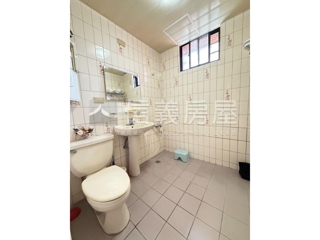 蘭苑美二樓房屋室內格局與周邊環境