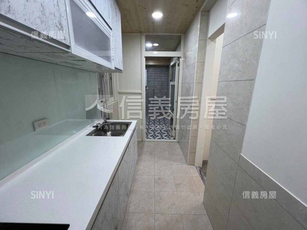 板橋四樓公寓房屋室內格局與周邊環境
