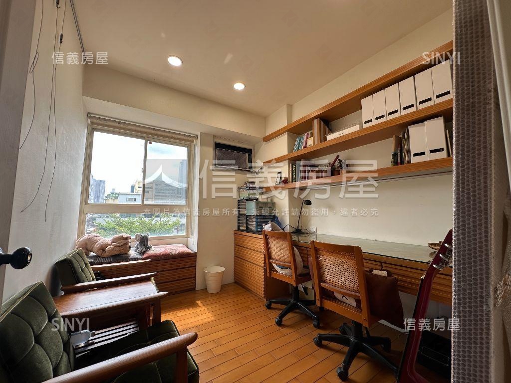 華太建設四房平車美屋房屋室內格局與周邊環境