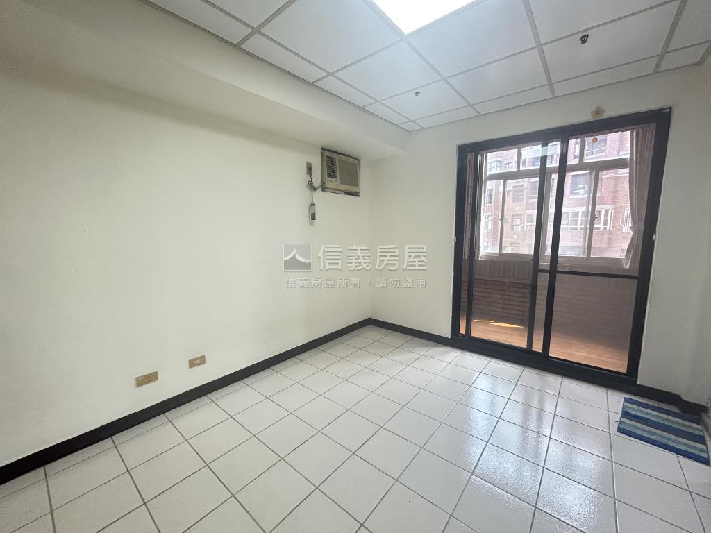 文心經典高樓景觀四房房屋室內格局與周邊環境