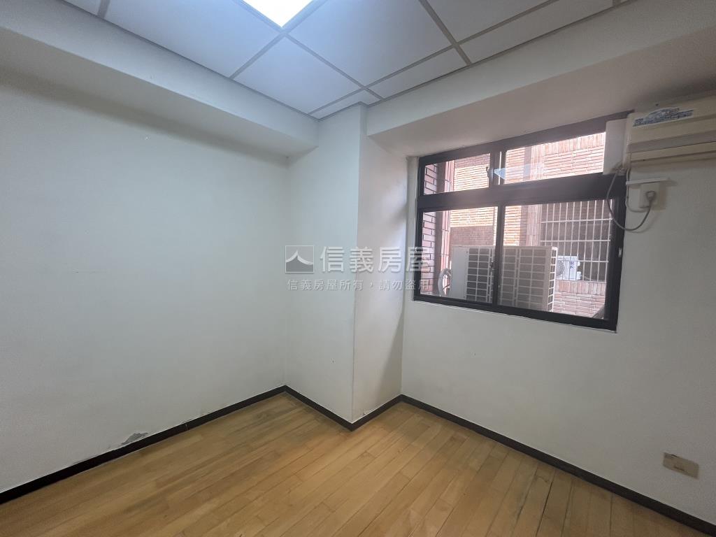 文心經典高樓景觀四房房屋室內格局與周邊環境