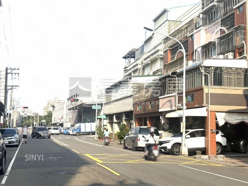 德民正路臨路透天房屋室內格局與周邊環境