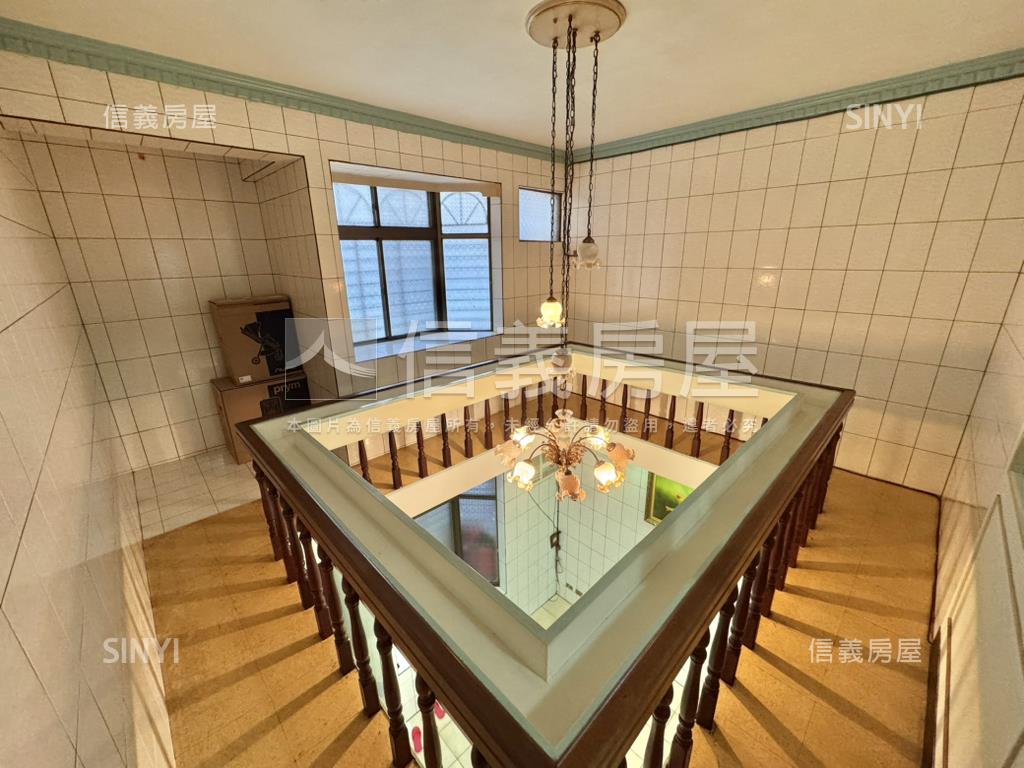 敦煌樓中樓大空間房屋室內格局與周邊環境