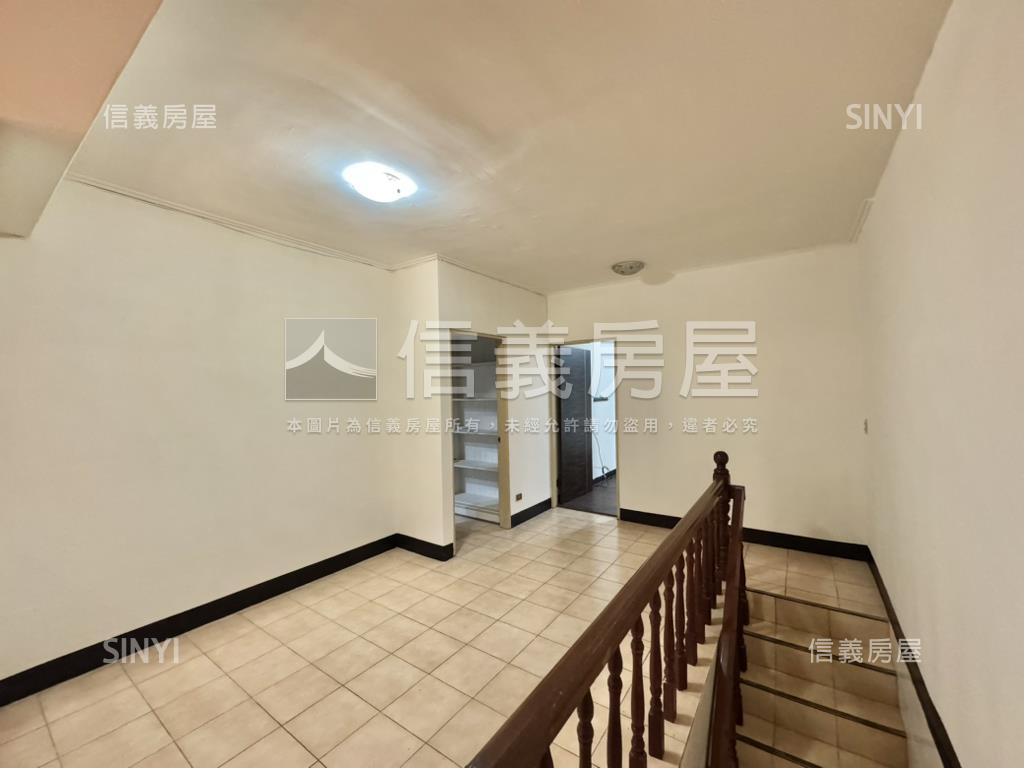 敦煌樓中樓大空間房屋室內格局與周邊環境