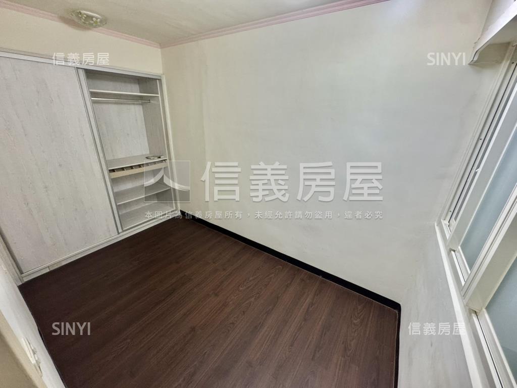 敦煌樓中樓大空間房屋室內格局與周邊環境