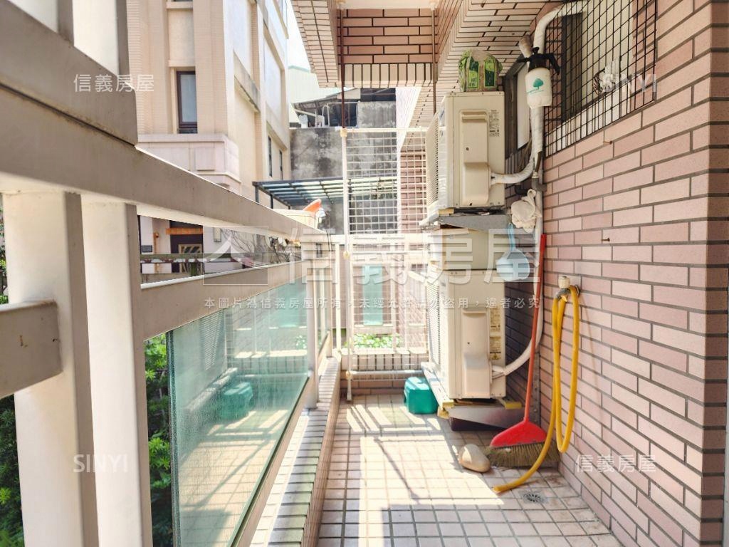 近捷運國泰水榭花都好成家房屋室內格局與周邊環境