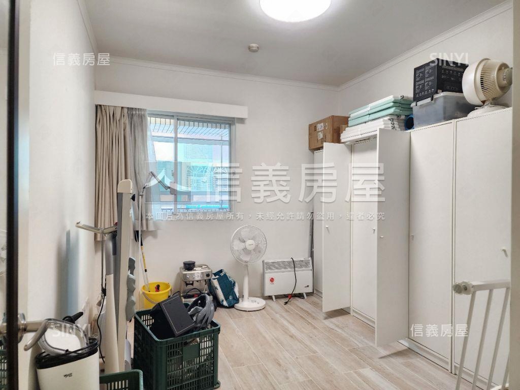 近捷運國泰水榭花都好成家房屋室內格局與周邊環境