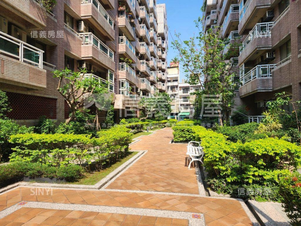 近捷運國泰水榭花都好成家房屋室內格局與周邊環境