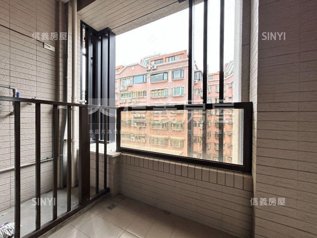 幸福美滿～ＭＲＴ房屋室內格局與周邊環境