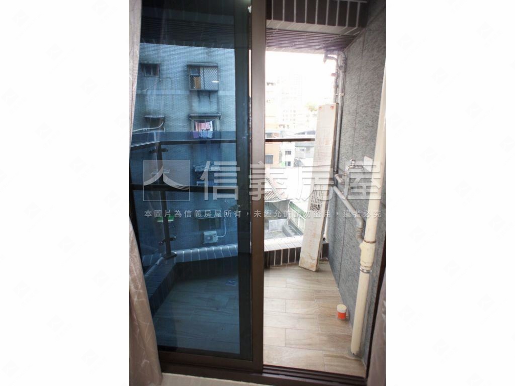 精緻西門美居套房房屋室內格局與周邊環境