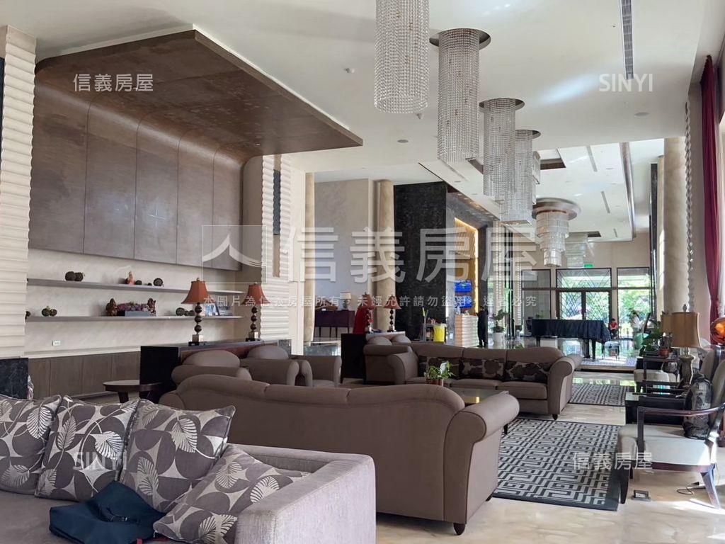 高樓山景兩房車位房屋室內格局與周邊環境