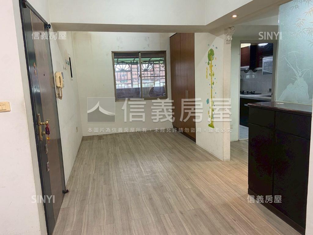 月河景觀三房車位房屋室內格局與周邊環境