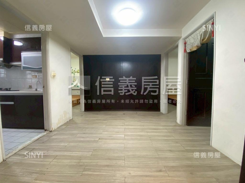 月河景觀三房車位房屋室內格局與周邊環境