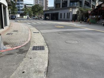 臥龍邊間大面寬住辦