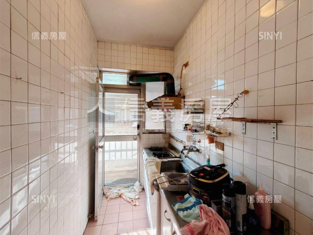 小資綠景邊間兩房房屋室內格局與周邊環境