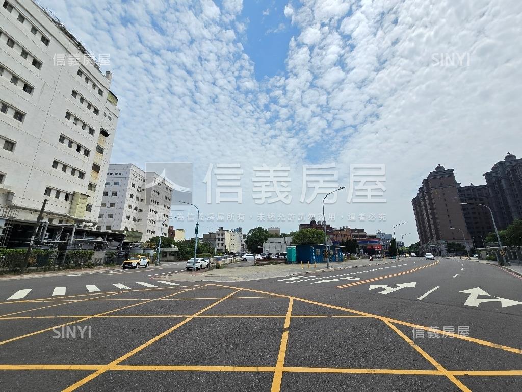 老闆喜愛路寬廠辦釋出房屋室內格局與周邊環境