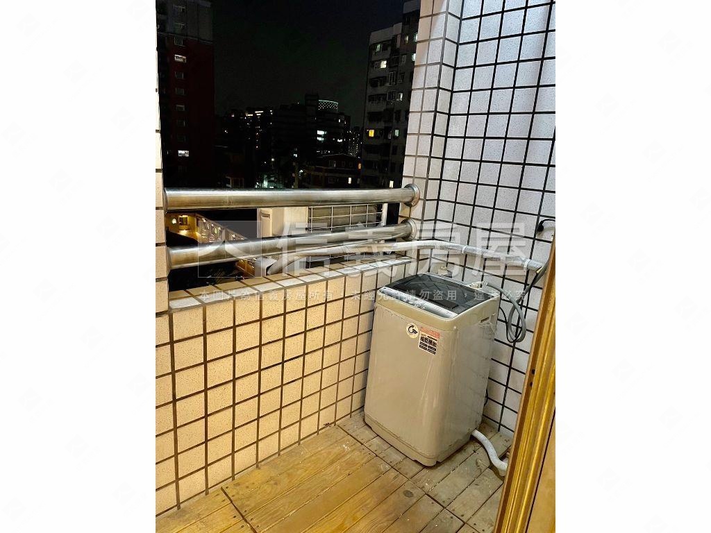曉明儷晶附陽台套房房屋室內格局與周邊環境