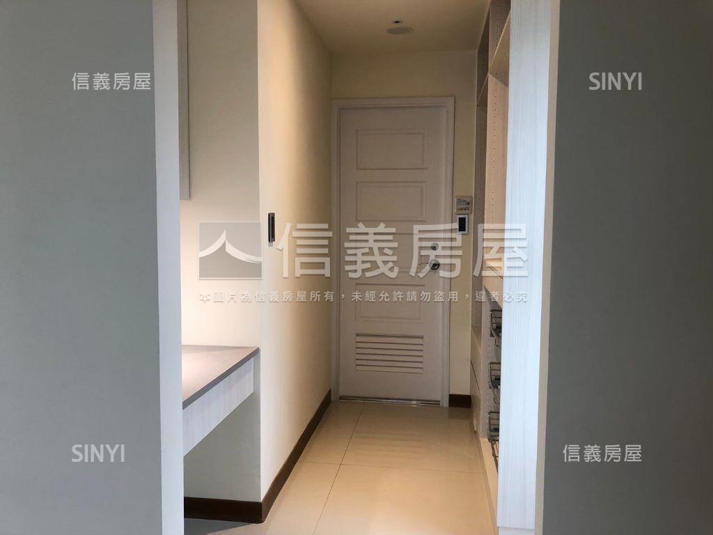 海華星鑽高樓溫馨三房車位房屋室內格局與周邊環境