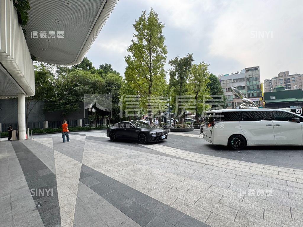 ＣＢＤ時代廣場商辦Ｂ６房屋室內格局與周邊環境