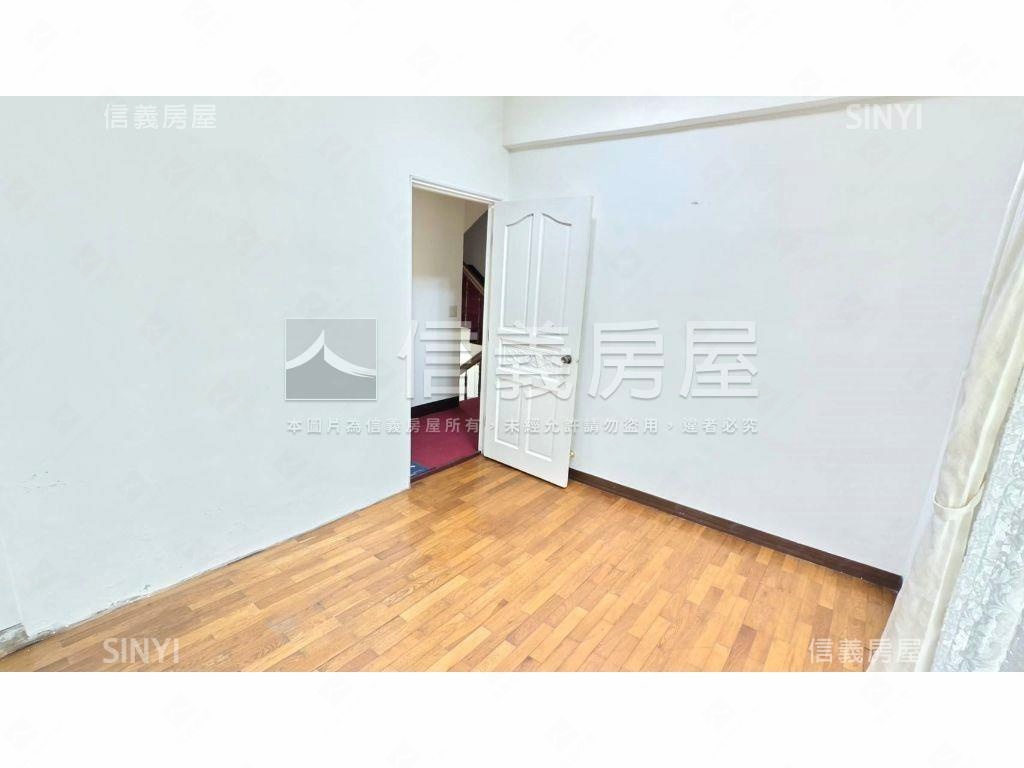 好喜歡金福街車庫透天房屋室內格局與周邊環境