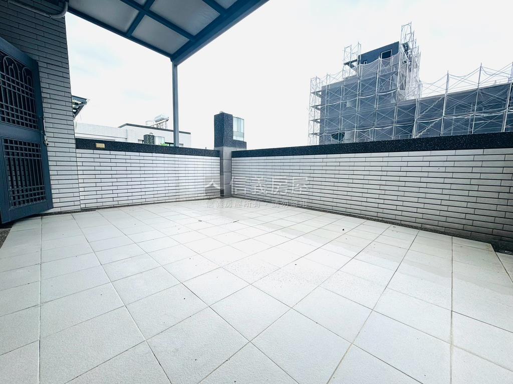 佳里質感裝潢車墅房屋室內格局與周邊環境