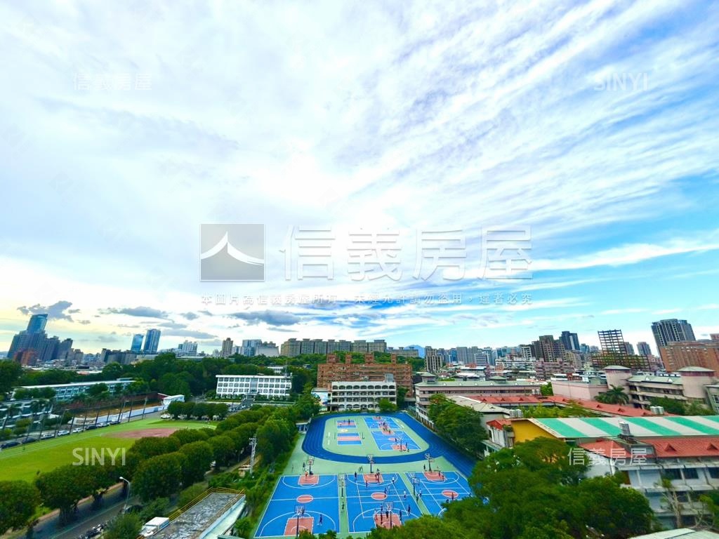 尊榮墨濤院˙晴空３房車位房屋室內格局與周邊環境