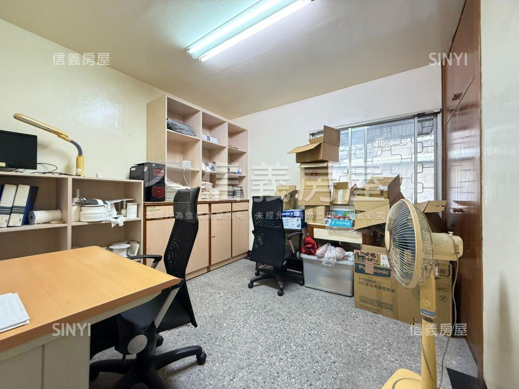 新建路一樓寓房屋室內格局與周邊環境