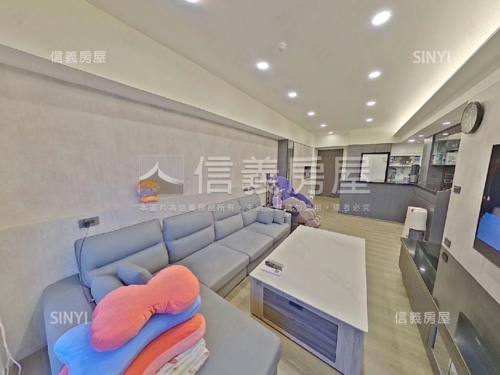 鴻灃越精裝景觀三房三車位房屋室內格局與周邊環境