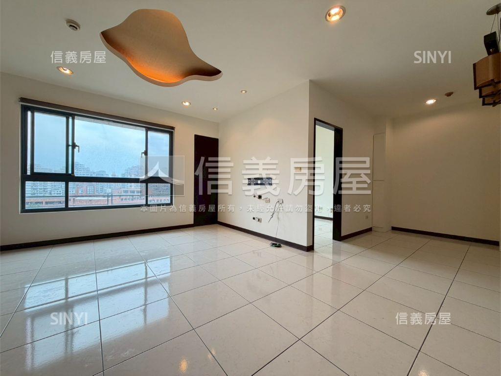 歐洲村景觀四房車位房屋室內格局與周邊環境