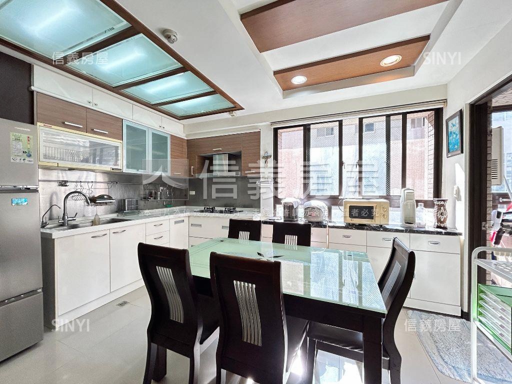 南屯震後太子龍四房房屋室內格局與周邊環境