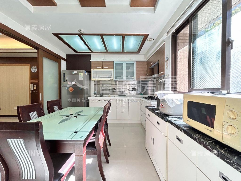 南屯震後太子龍四房房屋室內格局與周邊環境