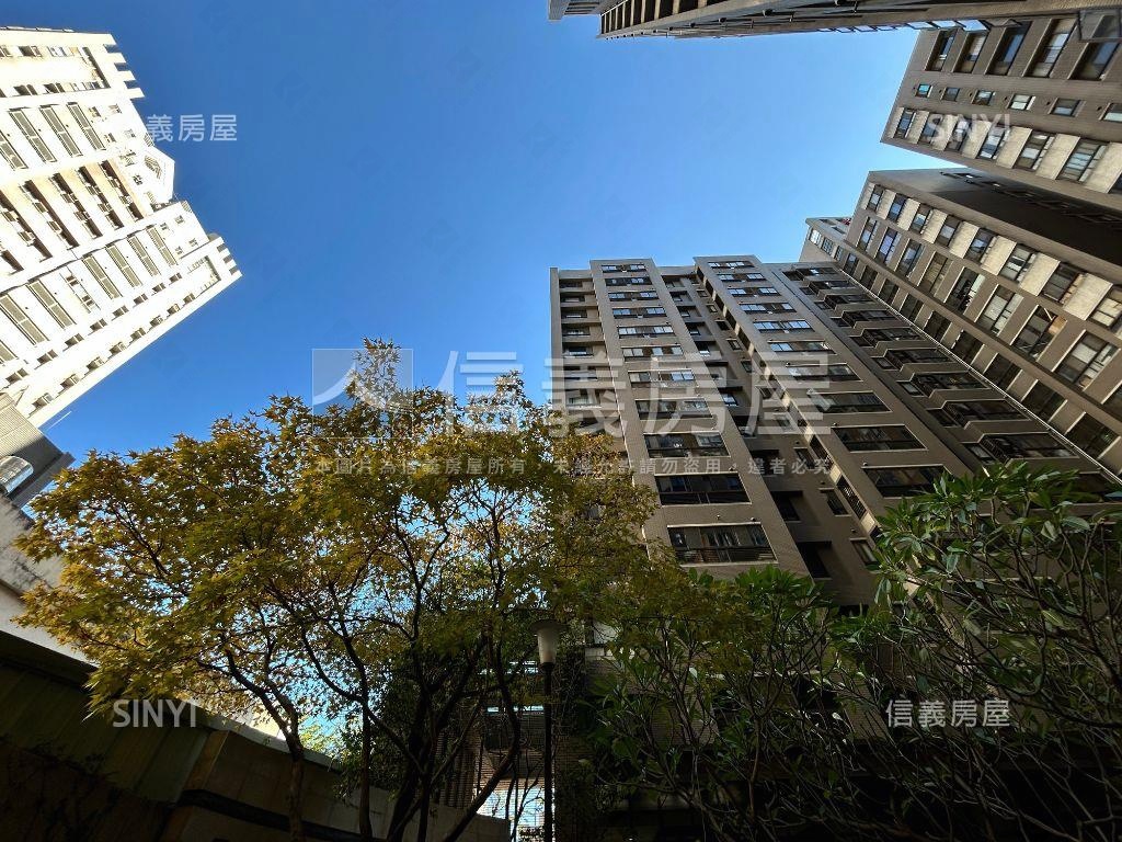 南屯震後太子龍四房房屋室內格局與周邊環境