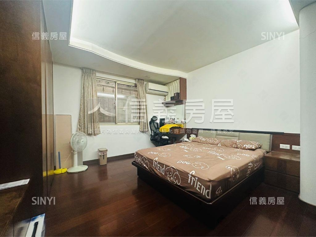 近捷運站庭院美宅坡平車位房屋室內格局與周邊環境