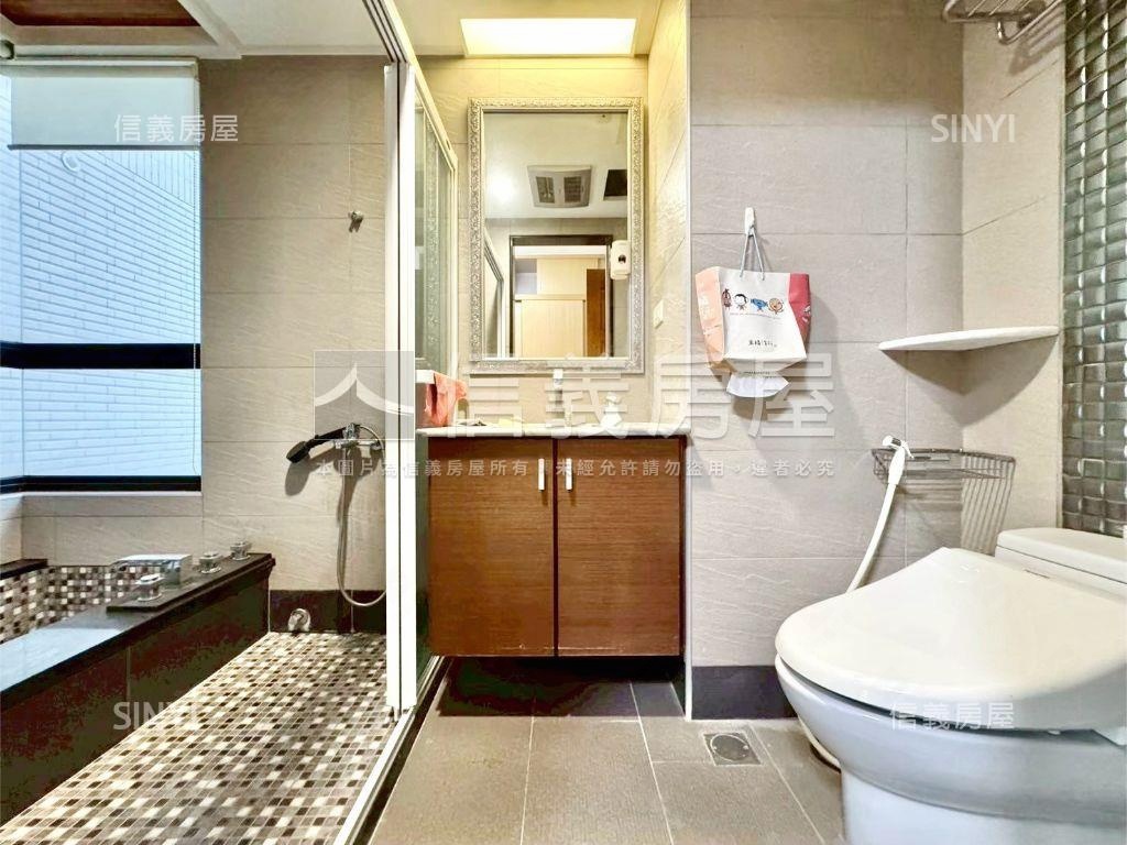 面公園豪景大兩房平車房屋室內格局與周邊環境