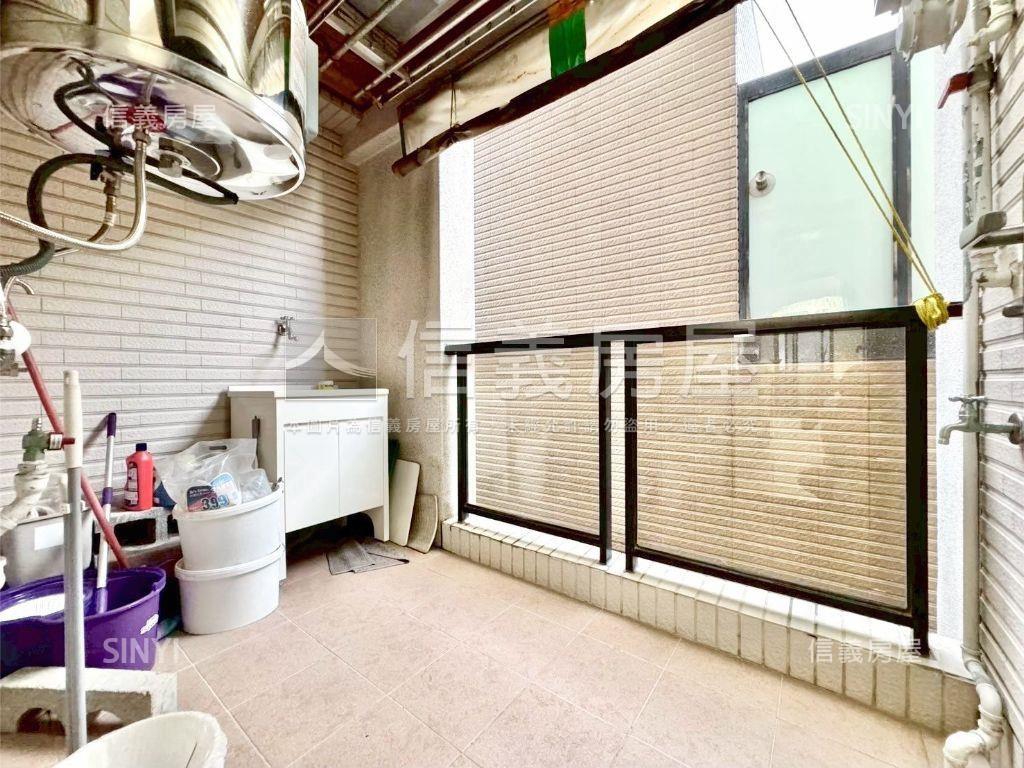 面公園豪景大兩房平車房屋室內格局與周邊環境