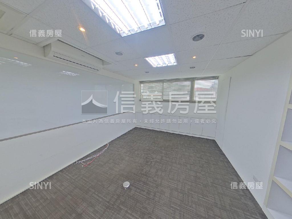 近捷運邊間採光辦公房屋室內格局與周邊環境