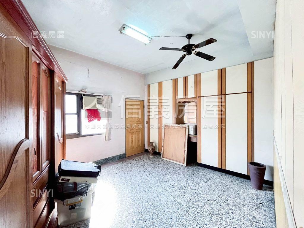 大雅三角窗金店面房屋室內格局與周邊環境