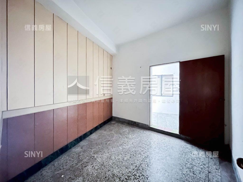 大雅三角窗金店面房屋室內格局與周邊環境