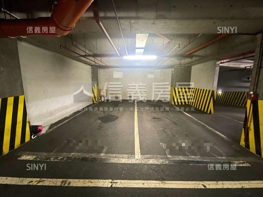 國家名人巷景觀３房車位房屋室內格局與周邊環境