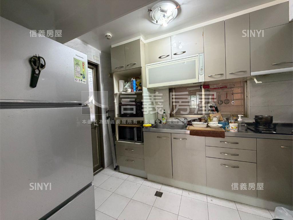 東帝士✨稀有釋出溫馨三房房屋室內格局與周邊環境