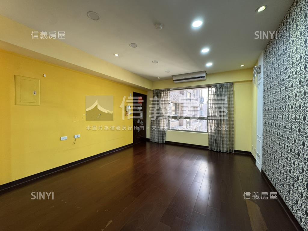 坎城面中庭大戶房屋室內格局與周邊環境