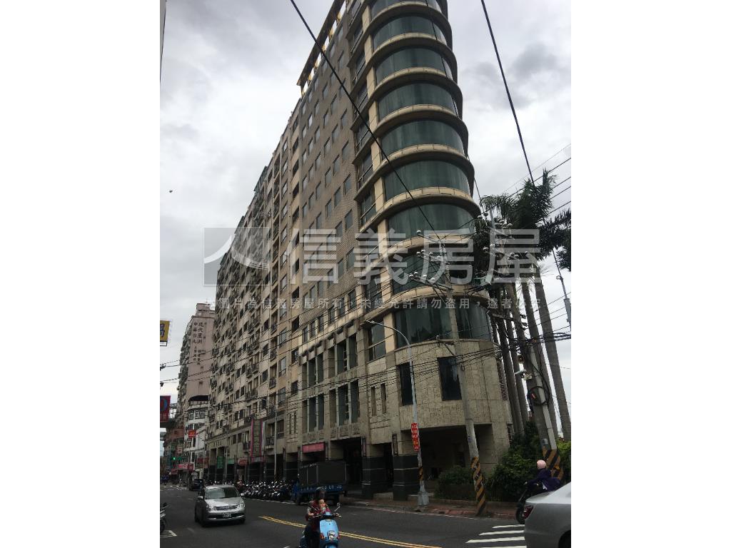 坎城面中庭大戶房屋室內格局與周邊環境